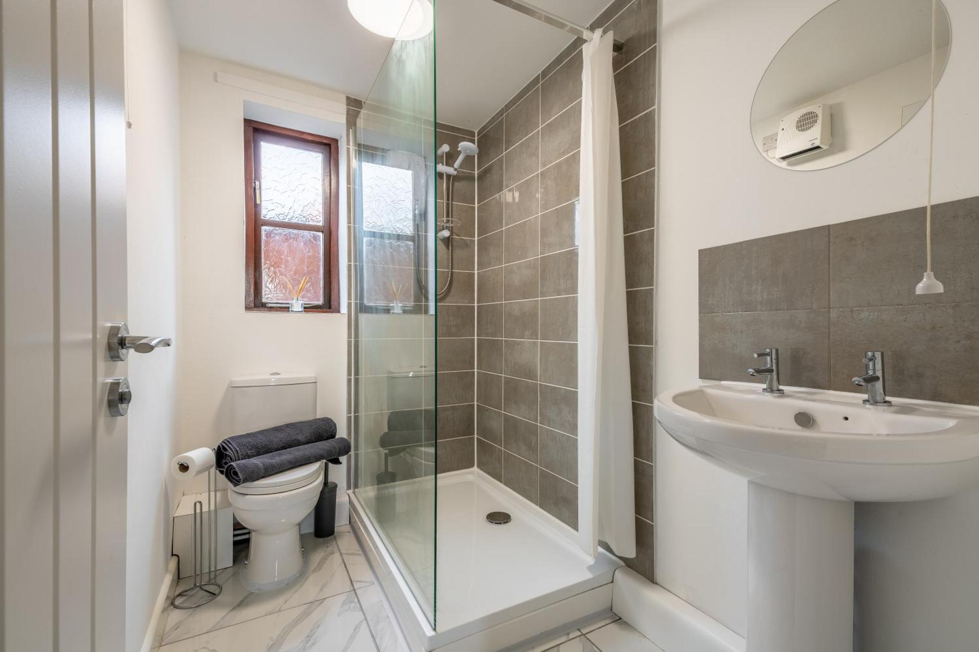 Modern Studio Flat In Wellington, Telford Wellington  Buitenkant foto